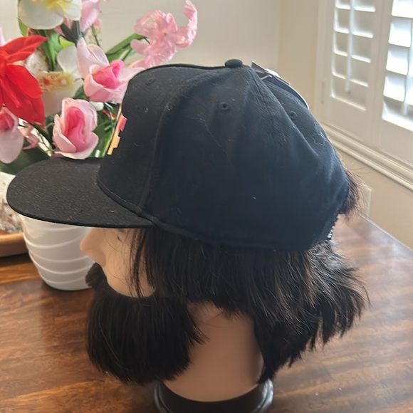 NEFF ADJUSTABLE HATS unisex.. - Picture 2 of 9